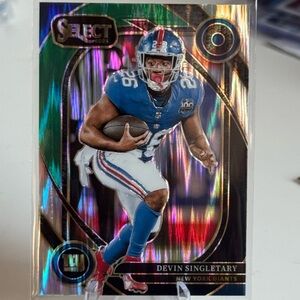 2024 Devin Singletary Green and Black Shock Panini Select Prizm Mint condition